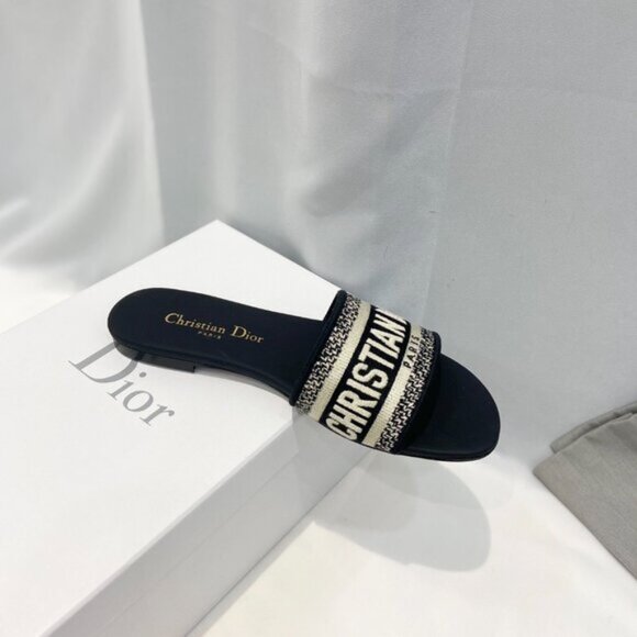 Christian Dior Black Over the Knee Boots - Picture 5 of 8